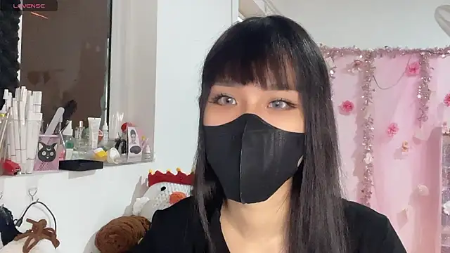 Tieu-May online show from March 14, 8:20 am