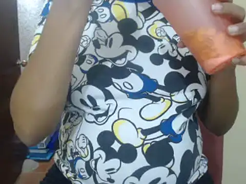 Snapshot of Kandysweety_2 chatting on February 12, 2:17 am Kandysweety 2 online show from February 12, 2:17 am