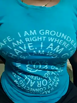 Snapshot of tamil-Diya90 chatting on February 17, 6:36 pm tamil-Diya90 online show from February 17, 6:36 pm