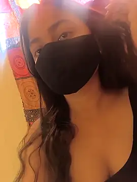 Snapshot of Sakshi-Aditi chatting on February 10, 4:38 am Sakshi-Aditi online show from February 10, 4:38 am