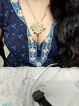 Snapshot of tamil-monisha chatting on February 9, 2:21 pm tamil-monisha online show from February 9, 2:21 pm