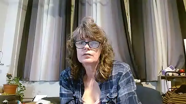 ladylavende3 online show from March 20, 4:29 am