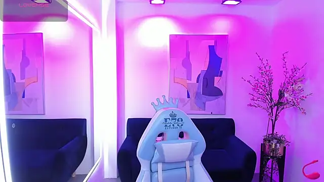 Snapshot of Ary_gala chatting on February 24, 12:03 pm Ary gala online show from February 24, 12:03 pm