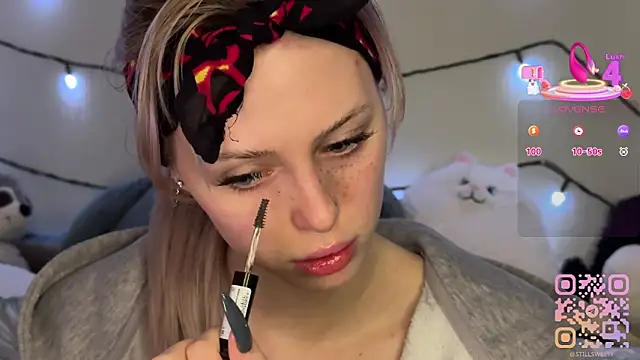 Snapshot of stillsweety chatting on March 20, 10:25 pm stillsweety online show from March 20, 10:25 pm