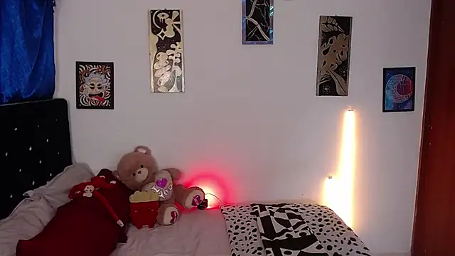 Snapshot of yorsamm_smit chatting on April 16, 2:12 am yorsamm smit online show from April 16, 2:12 am