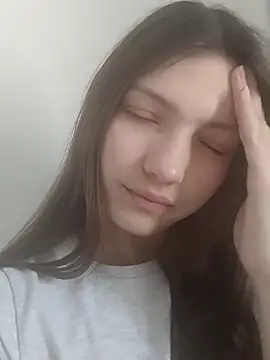 Snapshot of LunaTori456 chatting on January 16, 9:13 am LunaTori456 online show from January 16, 9:13 am