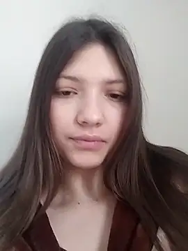 Snapshot of LunaTori456 chatting on February 5, 8:30 am LunaTori456 online show from February 5, 8:30 am