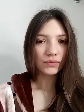 Snapshot of LunaTori456 chatting on February 26, 6:34 am LunaTori456 online show from February 26, 6:34 am