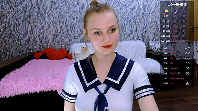 Chloe muar online show from May 10, 7:52 pm
