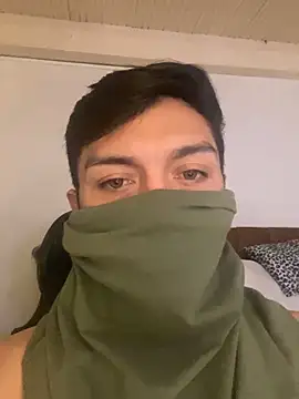 GostosoRS25 online show from April 10, 12:05 am