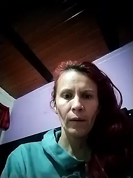 Snapshot of cintia_love chatting on January 9, 4:04 am cintia love online show from January 9, 4:04 am