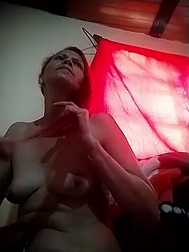 Snapshot of cintia_love chatting on January 14, 9:20 pm cintia love online show from January 14, 9:20 pm