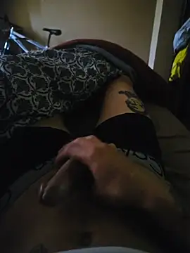 Snapshot of Xavlex0803 chatting on March 8, 11:58 am Xavlex0803 online show from March 8, 11:58 am