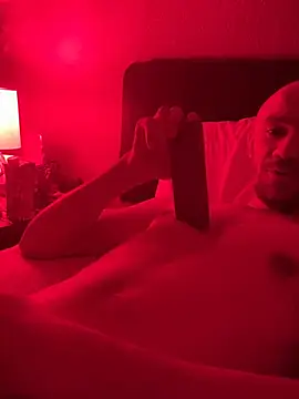 Snapshot of cloudyplay661 chatting on February 11, 11:04 am cloudyplay661 online show from February 11, 11:04 am