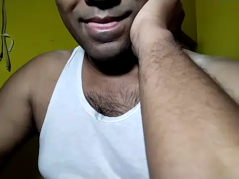 Snapshot of Lucky___05 chatting on May 25, 5:02 am Lucky 05 online show from May 25, 5:02 am