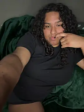 Snapshot of Angeliccreamyrican chatting on April 19, 10:45 pm Angeliccreamyrican online show from April 19, 10:45 pm