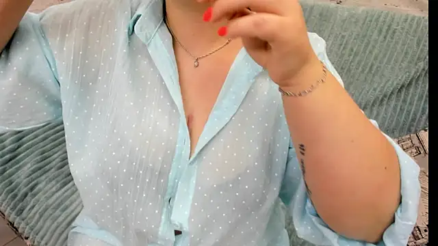 Sweetie Rozzy online show from June 7, 1:21 am