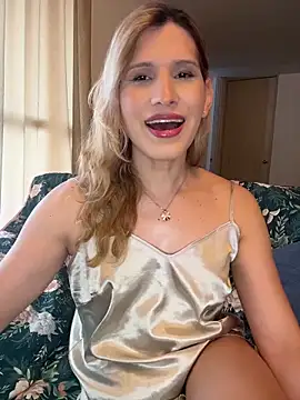 Snapshot of milablossom01 chatting on February 17, 9:54 pm milablossom01 online show from February 17, 9:54 pm