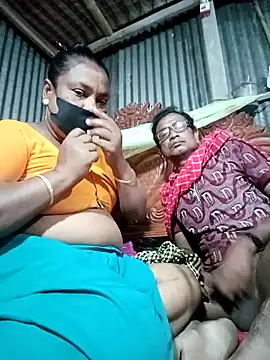 Snapshot of Hot-headed chatting on February 26, 5:12 pm Hot-headed online show from February 26, 5:12 pm