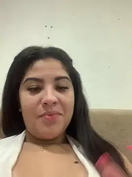 kahraujo online show from May 28, 8:28 pm