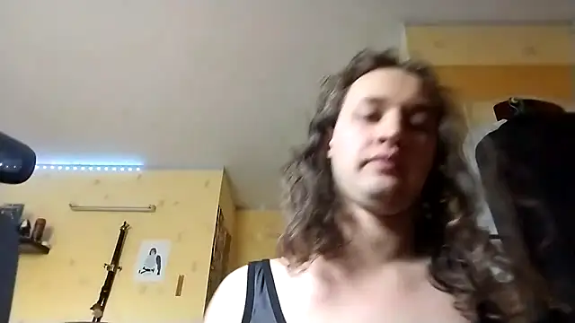 julialafemboy59 online show from February 26, 9:30 am