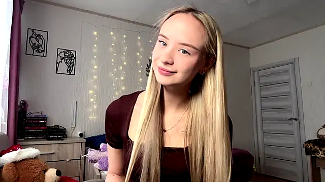 LatashiaOrcutt online show from January 8, 8:49 am