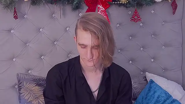 Snapshot of ArnoldRizzo chatting on January 10, 1:57 pm ArnoldRizzo online show from January 10, 1:57 pm