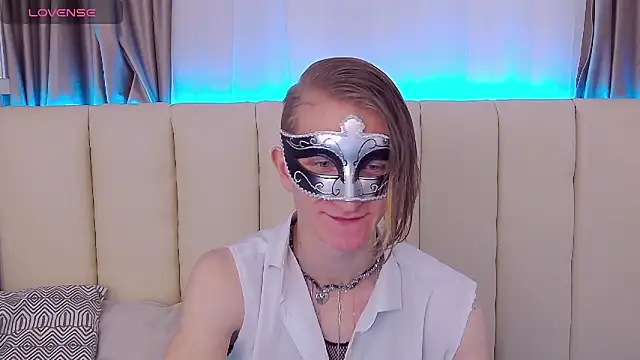 Snapshot of ArnoldRizzo chatting on January 11, 7:57 am ArnoldRizzo online show from January 11, 7:57 am