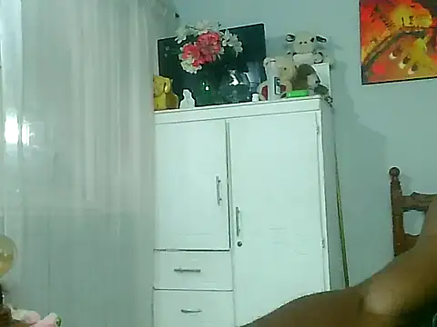 fetichefantasi24cm online show from January 10, 5:37 pm