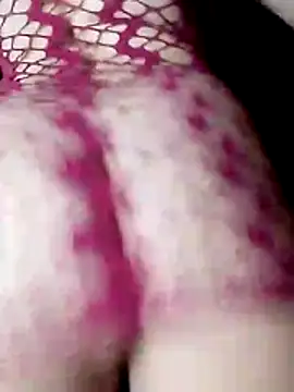 Snapshot of charmoutak_nada chatting on February 15, 10:03 am charmoutak nada online show from February 15, 10:03 am