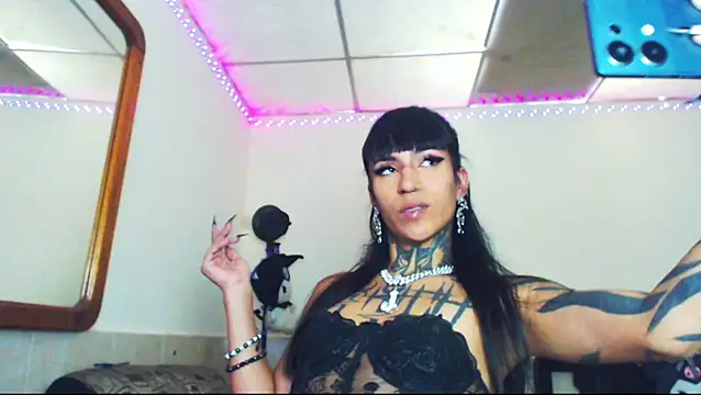 jazmin wolf online show from July 1, 5:45 pm