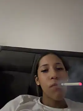 vicky bass  online show from May 16, 11:36 pm