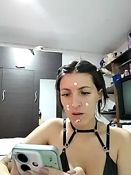 Snapshot of tina2204 chatting on February 4, 2:01 pm tina2204 online show from February 4, 2:01 pm