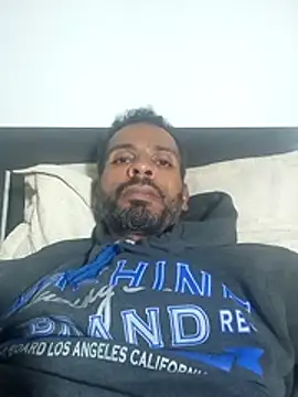 Snapshot of moreno_alpha_br chatting on June 28, 10:43 am moreno alpha br online show from June 28, 10:43 am
