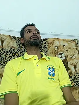 Snapshot of moreno_alpha_br chatting on July 5, 8:49 pm moreno alpha br online show from July 5, 8:49 pm
