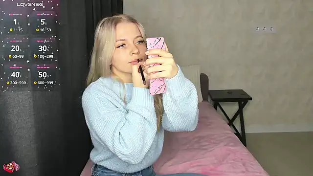 Snapshot of MinionFriend chatting on February 13, 11:39 am MinionFriend online show from February 13, 11:39 am