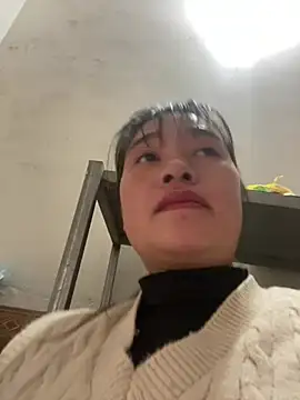 Snapshot of LISJN69 chatting on January 15, 6:40 am LISJN69 online show from January 15, 6:40 am