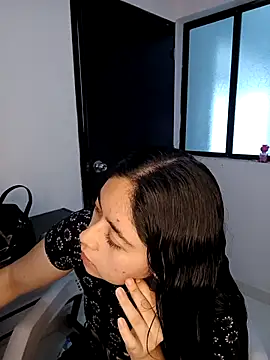 SweetAlbedo online show from February 24, 6:39 pm