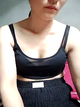 Snapshot of Asami_6868 chatting on April 23, 7:41 am Asami 6868 online show from April 23, 7:41 am