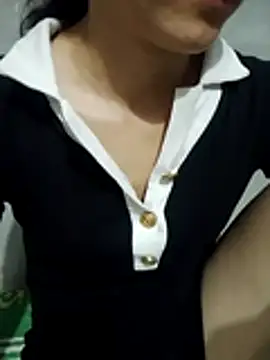 Snapshot of Asami_6868 chatting on June 13, 12:47 pm Asami 6868 online show from June 13, 12:47 pm