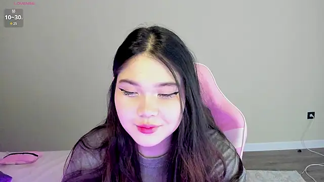 Snapshot of Aiko_mainee chatting on January 8, 1:19 am Aiko mainee online show from January 8, 1:19 am