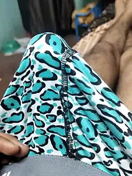 8inchhere online show from March 4, 6:03 pm