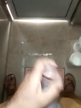 8inchhere online show from March 21, 8:52 am