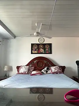 lriana miller online show from March 22, 8:34 pm