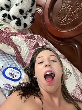 lriana miller online show from April 17, 8:23 pm