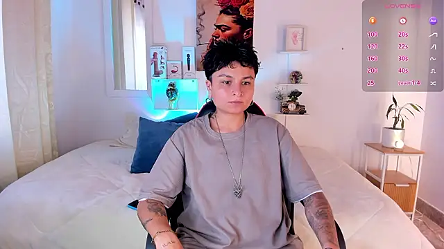 Zury Ramirez online show from March 7, 9:45 pm