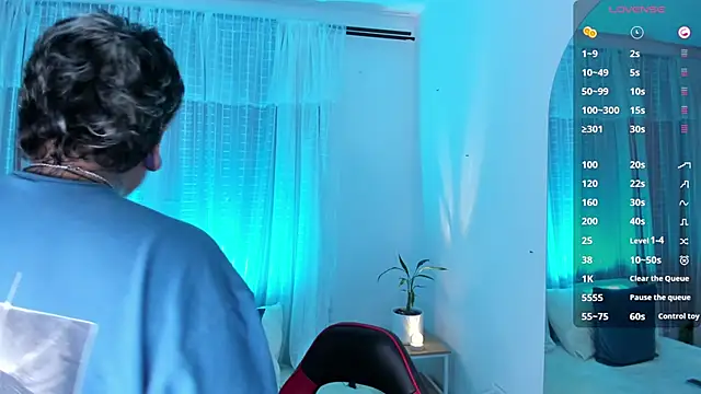 Zury Ramirez online show from April 11, 10:36 pm