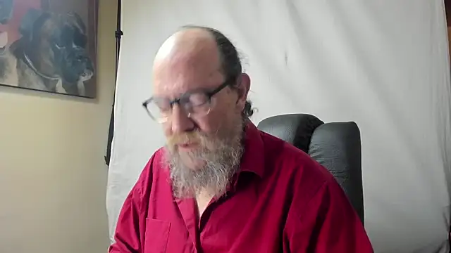 Snapshot of Uncle_Hottie chatting on January 15, 2:21 pm Uncle Hottie online show from January 15, 2:21 pm