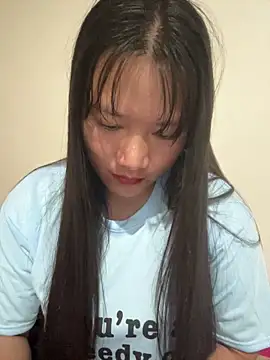 Snapshot of Suni-ii chatting on March 2, 11:06 am Suni-ii online show from March 2, 11:06 am