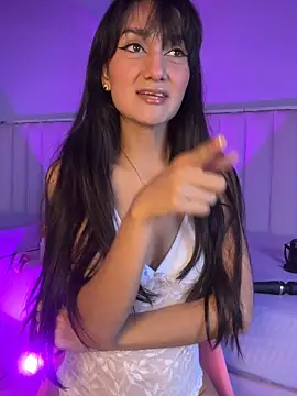 Snapshot of Denightjones chatting on February 3, 3:15 am Denightjones online show from February 3, 3:15 am